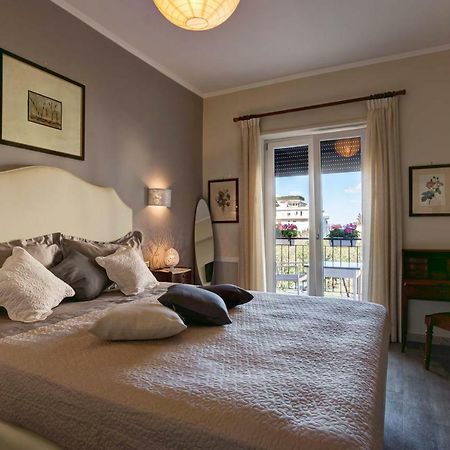 Maryrosy Sorrento Apartment Luaran gambar